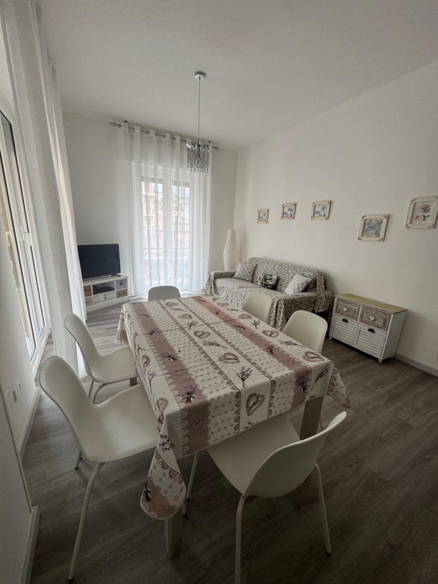Sunnyhouse Apartment